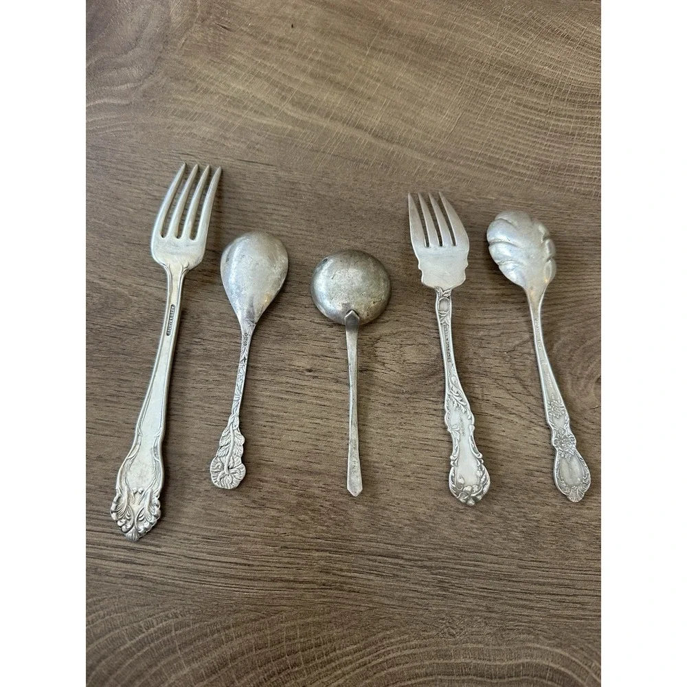 Antique 1902 Wallace Floral Meat Fork & Mixed Vintage Silverplate Lot (5pcs)